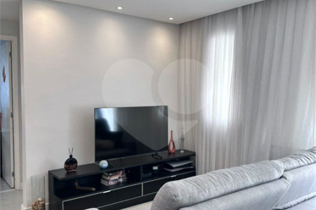 Apartamento à venda com 3 quartos, sendo 1 suíte, em Vila Prudente, São Paulo, SP