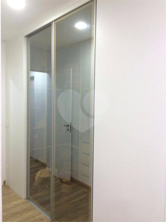 Apartamento à venda com 3 quartos, sendo 1 suíte, em Parque Reboucas, São Paulo, SP