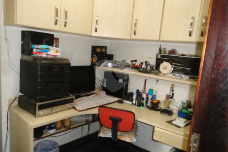 Sobrado à venda com 3 quartos, sendo 1 suíte,  em Santo Amaro, São Paulo, SP