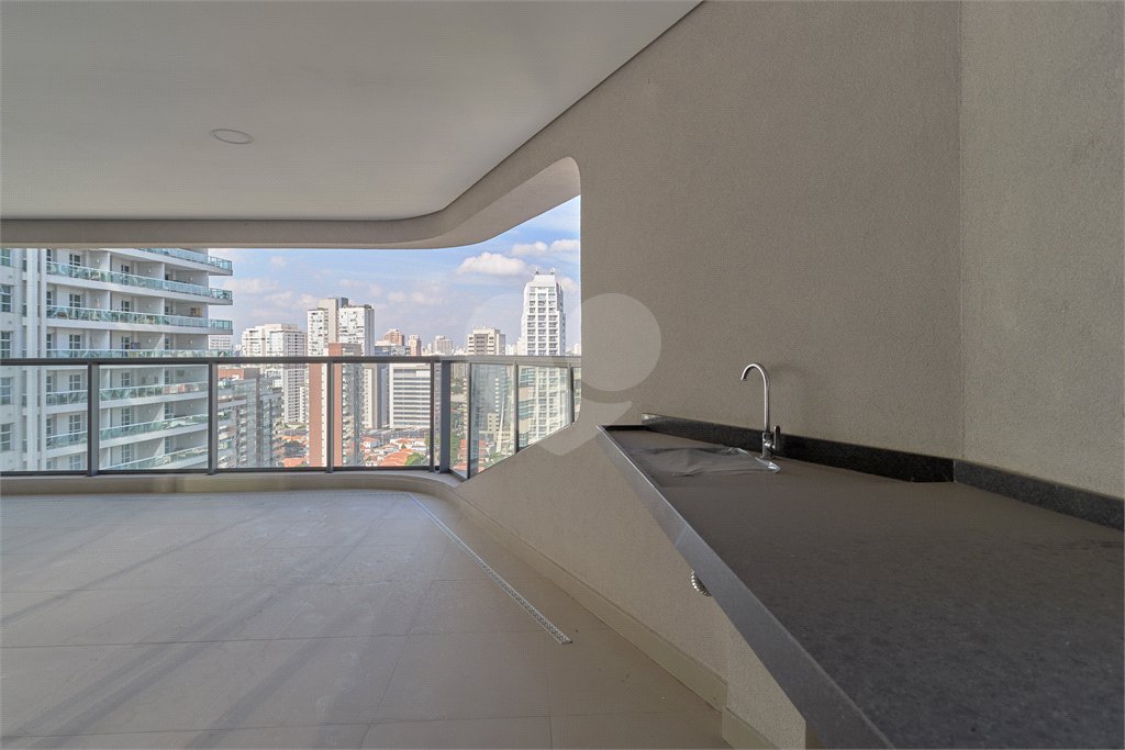 Apartamento à venda com 4 suítes em Chácara Santo Antônio, São Paulo, SP