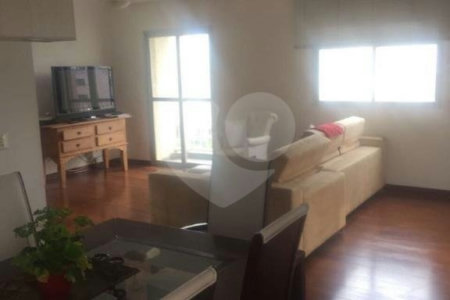 Apartamento à venda com 3 suítes em Jardim Londrina, São Paulo, SP