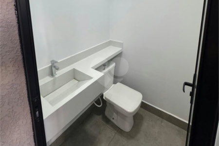 Casa à venda com 3 quartos, sendo 1 suíte, no condomínio Terras de São Francisco, Sorocaba - SP
