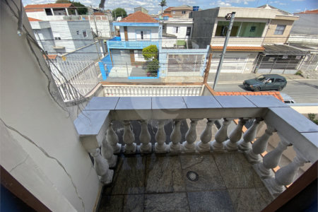 Sobrado à venda com 4 quartos, sendo 1 suíte, em Vila Macedópolis, São Paulo, SP