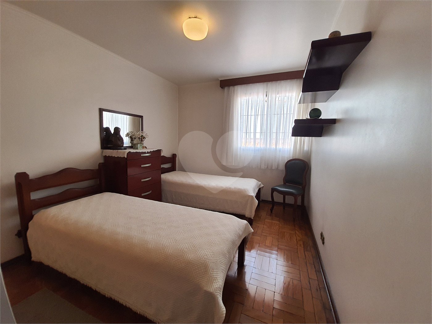 Sobrado à venda com 3 quartos, sendo 1 suíte,  em Jardim Rizzo, São Paulo, SP