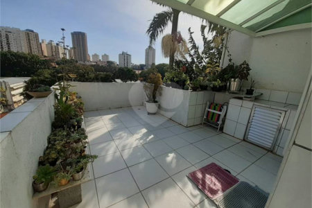 Sobrado à venda com 3 quartos em Santana, São Paulo, SP
