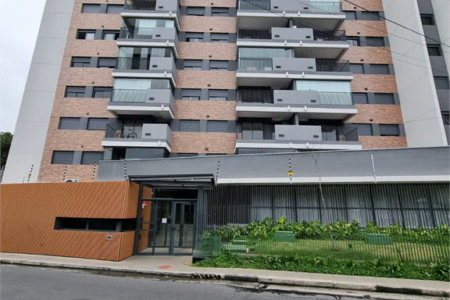 Apartamento à venda com 3 quartos, sendo 1 suíte, em Ferreira, São Paulo, SP