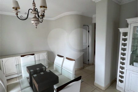 Apartamento à venda com 3 quartos, sendo 2 suítes,  em Vila Suzana, São Paulo, SP
