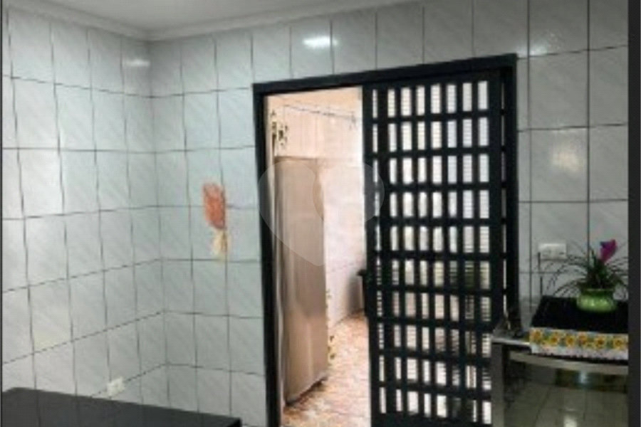 Sobrado à venda com 3 quartos, sendo 1 suíte, em Parque Naçoes Unidas, São Paulo, SP
