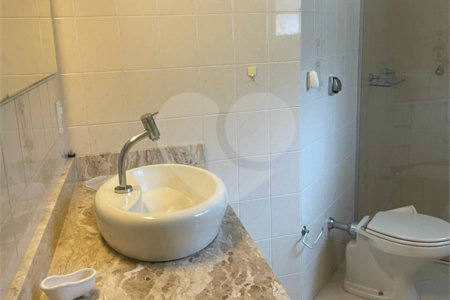 Casa à venda com 3 quartos, sendo 2 suítes,  no condomínio São Joaquim, Vinhedo - SP