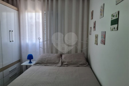 Apartamento à venda com 2 quartos em Jardim Maria Trindade, São Roque, SP