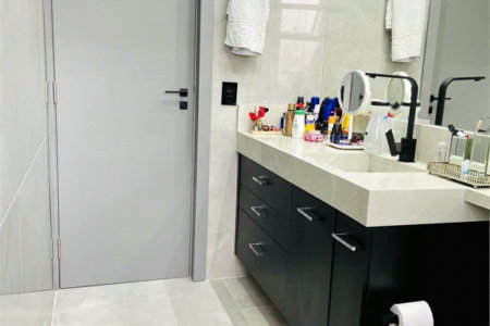 Casa à venda com 3 suítes em Jardim Londrina, São Paulo, SP
