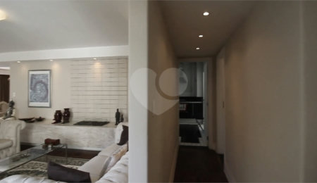 Apartamento à venda com 3 quartos, sendo 1 suíte,  em Higienópolis, São Paulo, SP