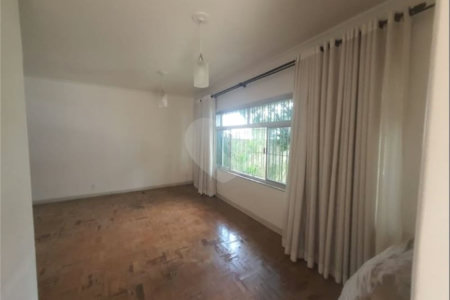Casa à venda com 2 quartos em Itaim Paulista, São Paulo, SP