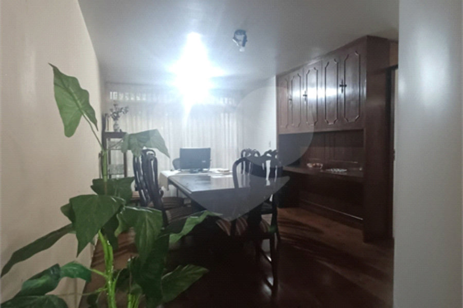 Sobrado à venda com 5 suítes em Vila Albertina, São Paulo, SP