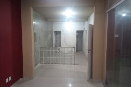 Salão Comercial à venda ou para alugar em Marambaia, Vinhedo, SP