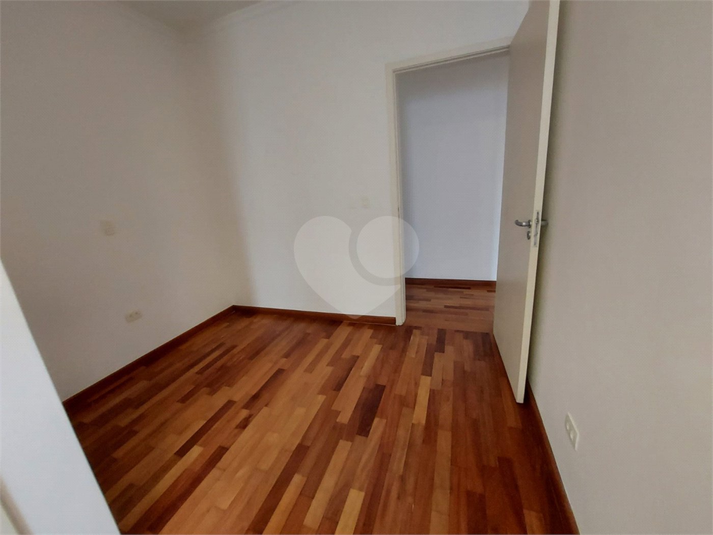 Casa Térrea à venda com 3 suítes em Santana, São Paulo, SP