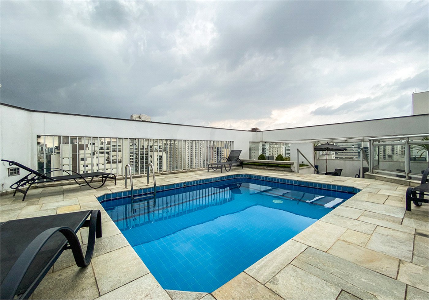 Apartamento à venda com 2 suítes em Indianópolis, São Paulo, SP
