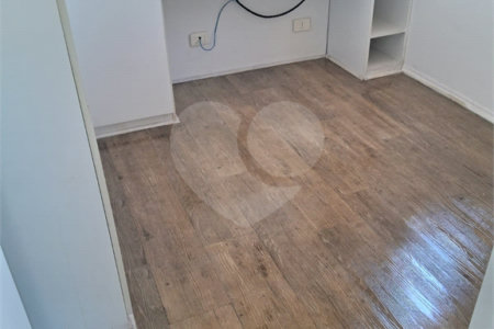 Apartamento à venda com 2 quartos em Vila Mazzei, São Paulo, SP