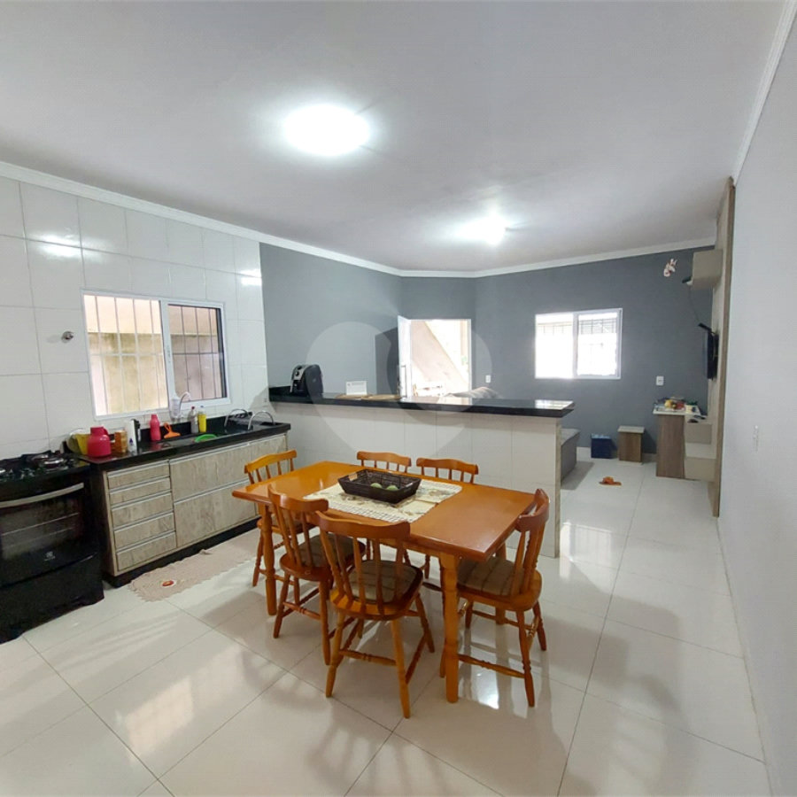 Casa à venda com 2 quartos em Jardim Novo Mundo, Várzea Paulista, SP
