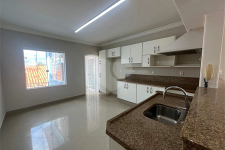 Casa à venda com 2 quartos em Jardim Itália, Itapetininga, SP