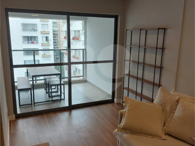 Apartamento para alugar com 2 quartos, sendo 1 suíte,  em Brooklin, São Paulo, SP