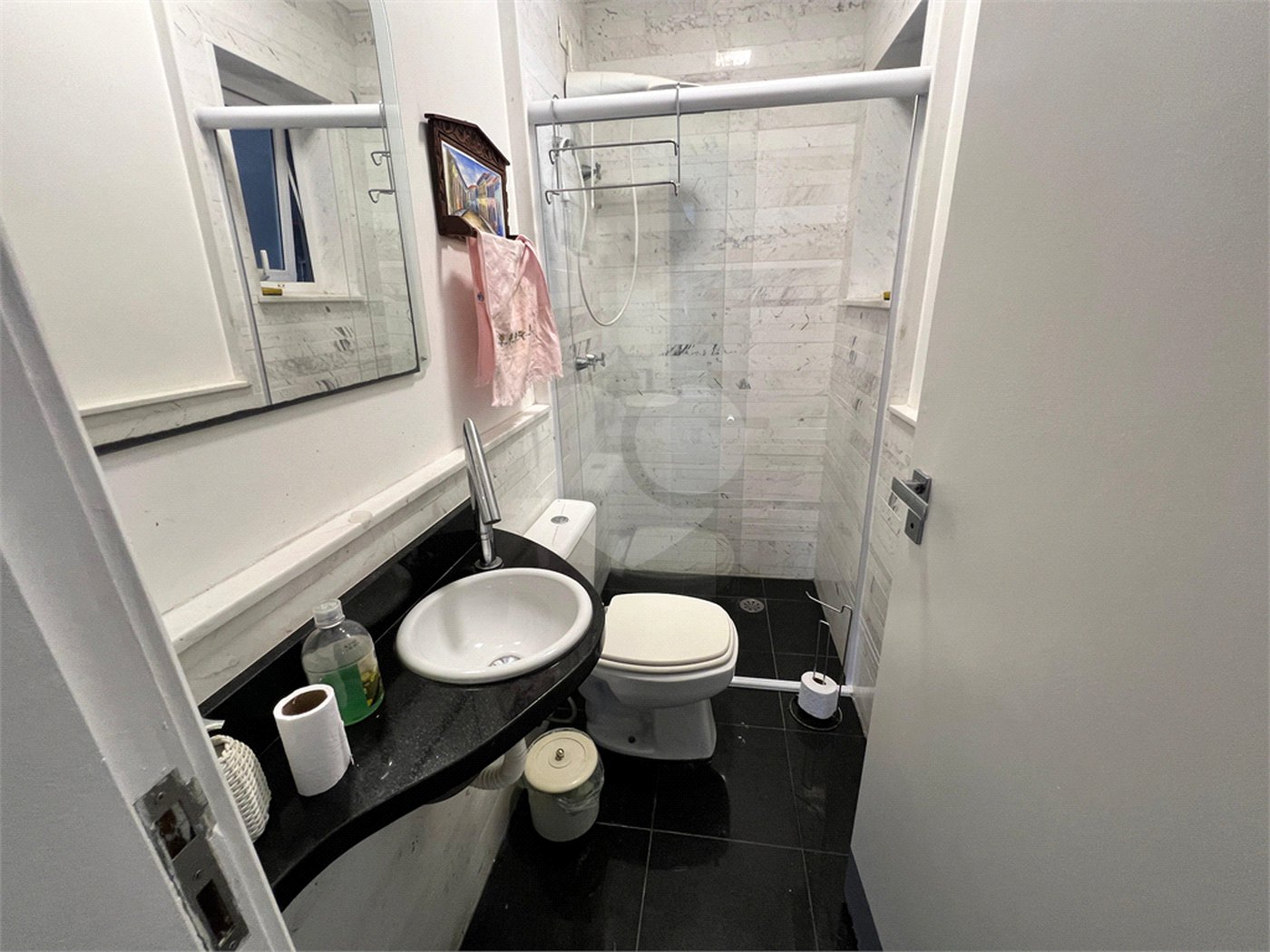 Casa à venda com 3 suítes no condomínio Quinta de Santo Antônio, São Paulo - SP