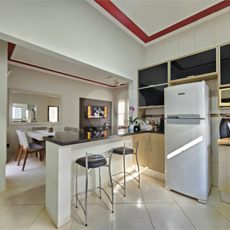 Casa à venda com 3 quartos, sendo 1 suíte,  em Jardim Jóquei Clube, Ribeirão Preto, SP