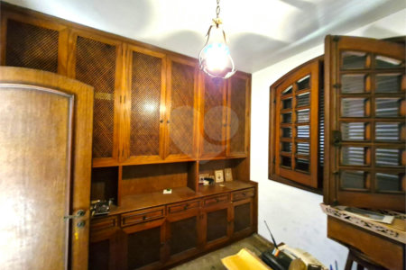 Casa Térrea à venda com 5 quartos, sendo 3 suítes, em Granja Julieta, São Paulo, SP