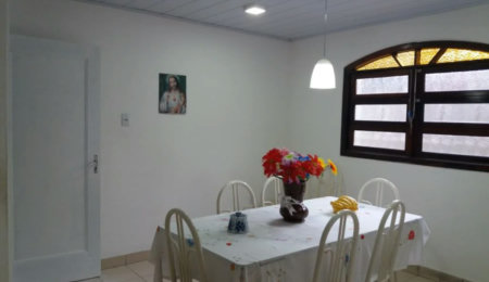 Casa à venda com 4 quartos, sendo 1 suíte,  em Jardim Helga, São Paulo, SP