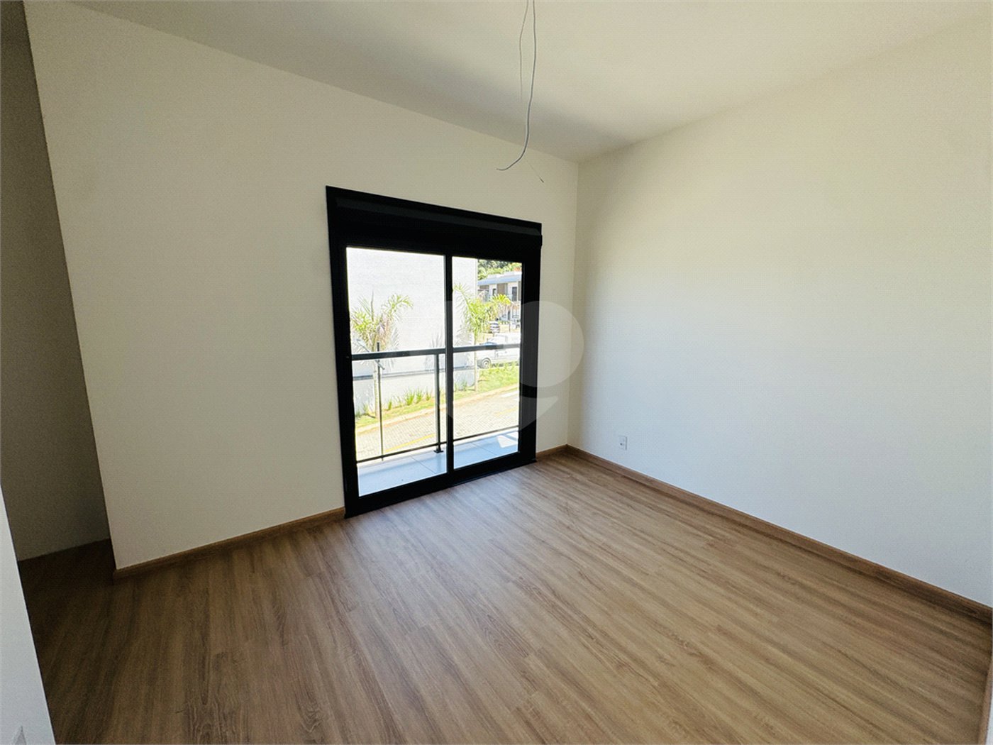 Casa à venda com 3 suítes no condomínio Mont Blanc Village, Vinhedo - SP