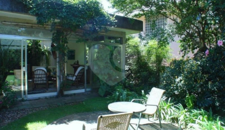 Casa à venda com 4 quartos, sendo 1 suíte,  em Brooklin Velho, São Paulo, SP