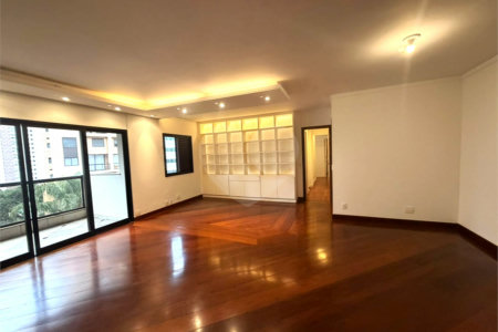 Apartamento à venda com 3 suítes em Vila Suzana, São Paulo, SP