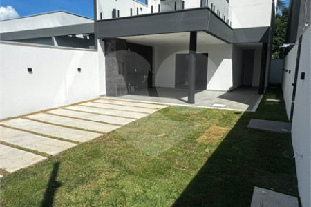 Casa à venda com 3 quartos, sendo 1 suíte, no condomínio Parque Guará, Rio de Janeiro - RJ