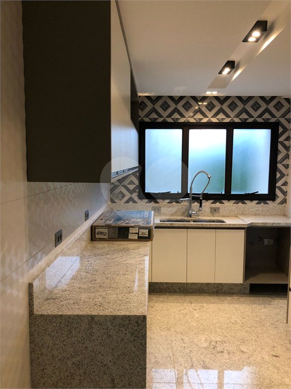 Apartamento à venda com 4 suítes em Vila Suzana, São Paulo, SP