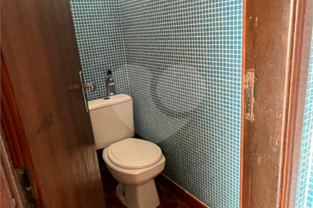 Casa Térrea para alugar com 3 suítes em Jardim do Lago, Atibaia, SP