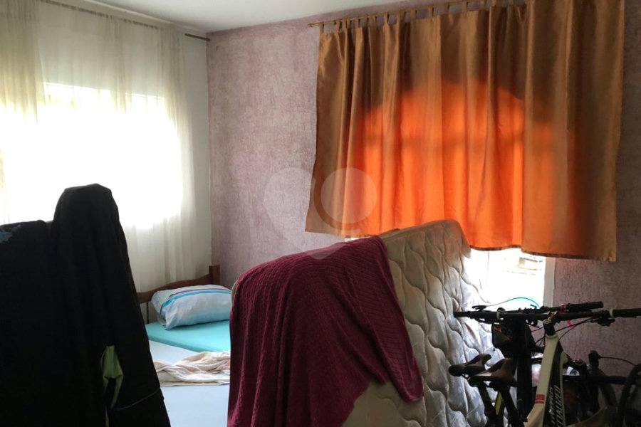 Casa Térrea à venda com 3 quartos, sendo 1 suíte,  em Olho D'água, Mairiporã, SP