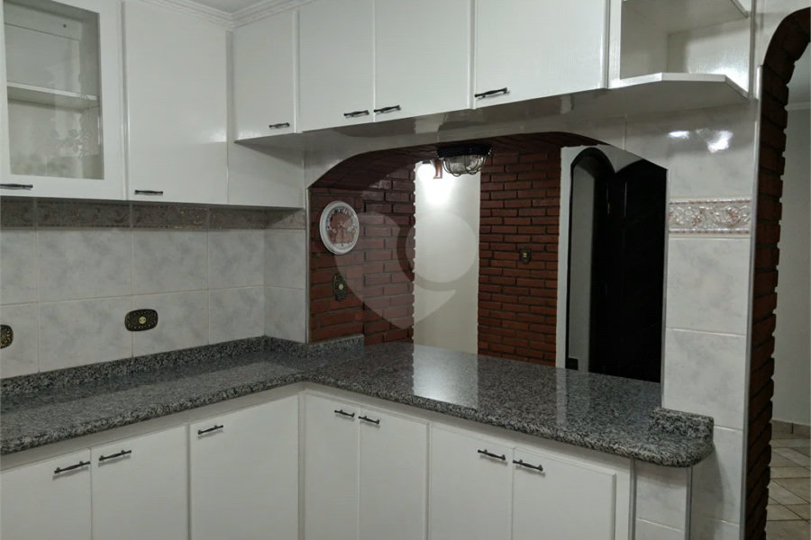 Sobrado à venda com 3 suítes em Vila Guilherme, São Paulo, SP