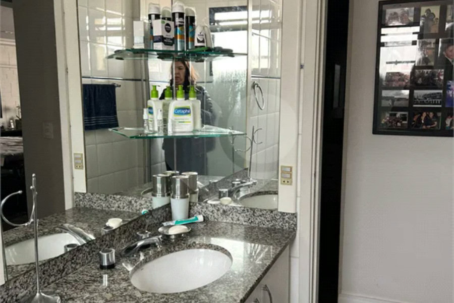 Apartamento na Vila Mascote 3 dormitórios , reformado.