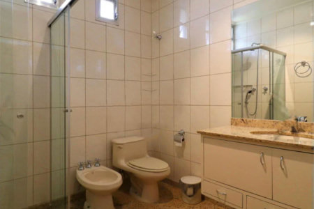 Casa Térrea à venda com 6 quartos, sendo 4 suítes,  em Brooklin Paulista, São Paulo, SP