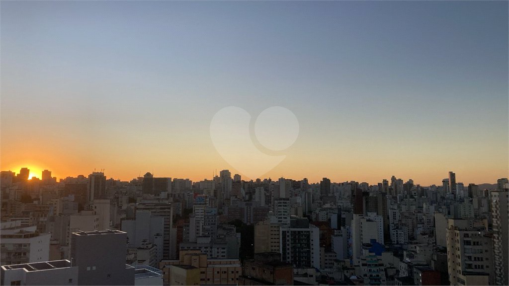 Apartamento à venda com 2 quartos, sendo 1 suíte, em Santa Efigênia, São Paulo, SP