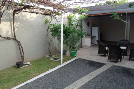 Casa à venda com 2 quartos, sendo 1 suíte, em Vila Haro, Sorocaba, SP