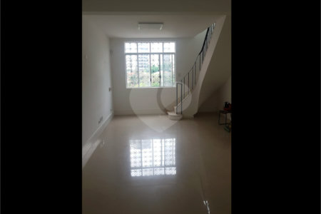 Casa à venda ou para alugar com 5 quartos em Perdizes, São Paulo, SP