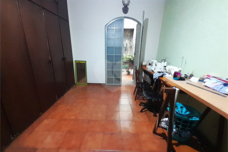 Casa à venda com 5 quartos, sendo 1 suíte,  em Jardim Anhangüera, Ribeirão Preto, SP