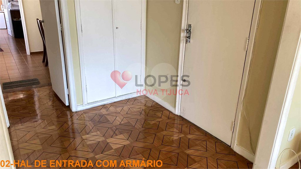 Apartamento à venda com 3 quartos, sendo 1 suíte, em Tijuca, Rio de Janeiro, RJ