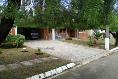 Casa à venda com 5 quartos, sendo 3 suítes,  no condomínio Portella, Itu - SP