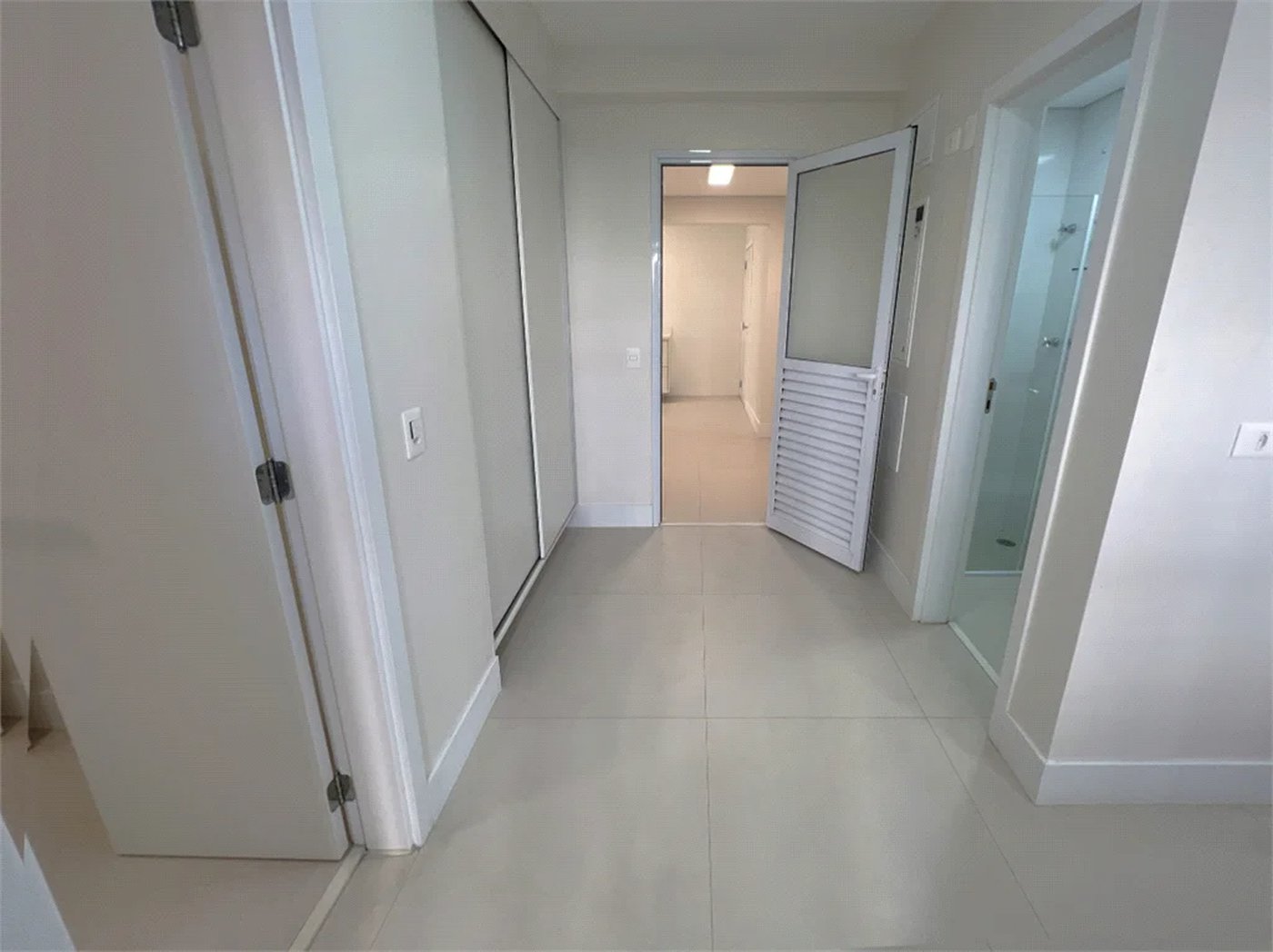 Apartamento à venda com 3 suítes em Vila Romana, São Paulo, SP