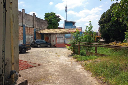 Casa à venda com 5 quartos, sendo 3 suítes,  em Parque Arariba, São Paulo, SP