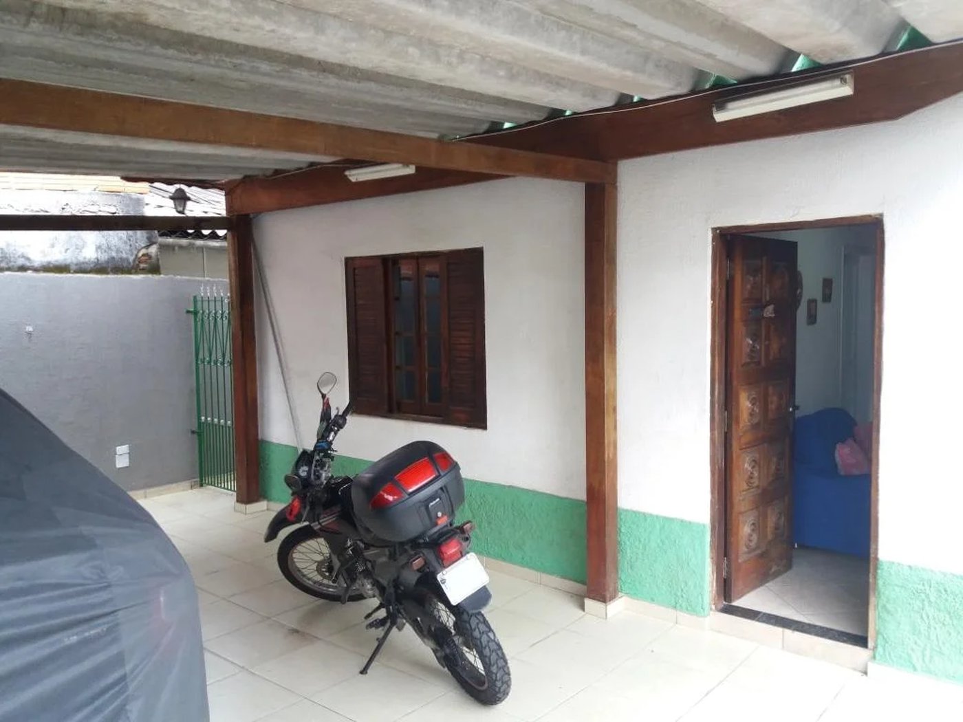 Casa à venda com 4 quartos, sendo 1 suíte, em Jardim Helga, São Paulo, SP