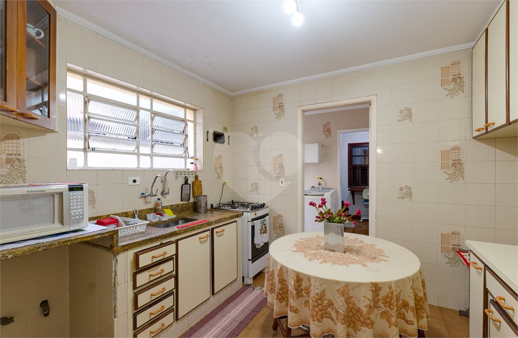 Casa à venda com 3 quartos, sendo 1 suíte,  em Campo Belo, São Paulo, SP