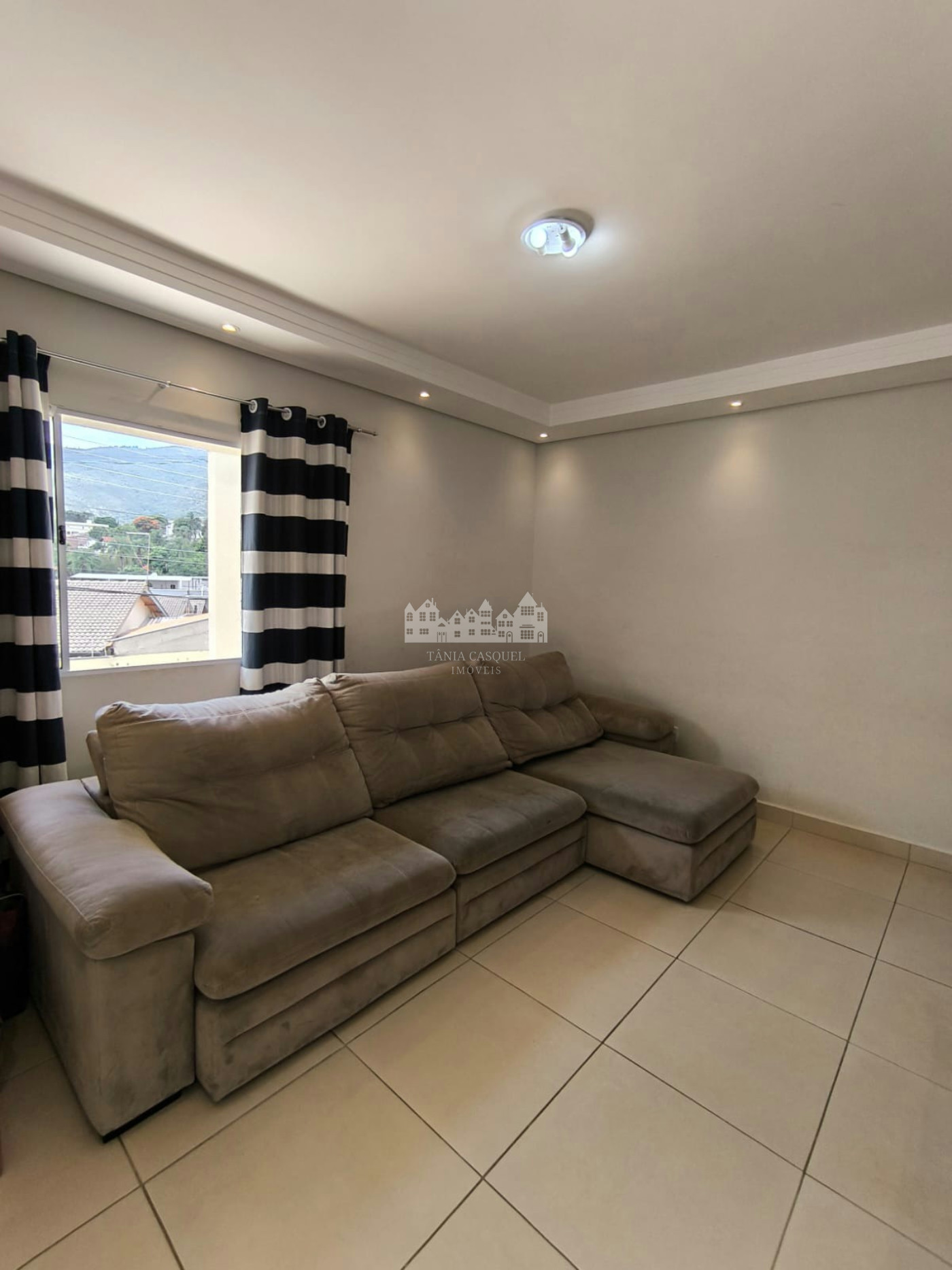 Casa à venda com 3 suítes em Jardim Maristela, Atibaia, SP